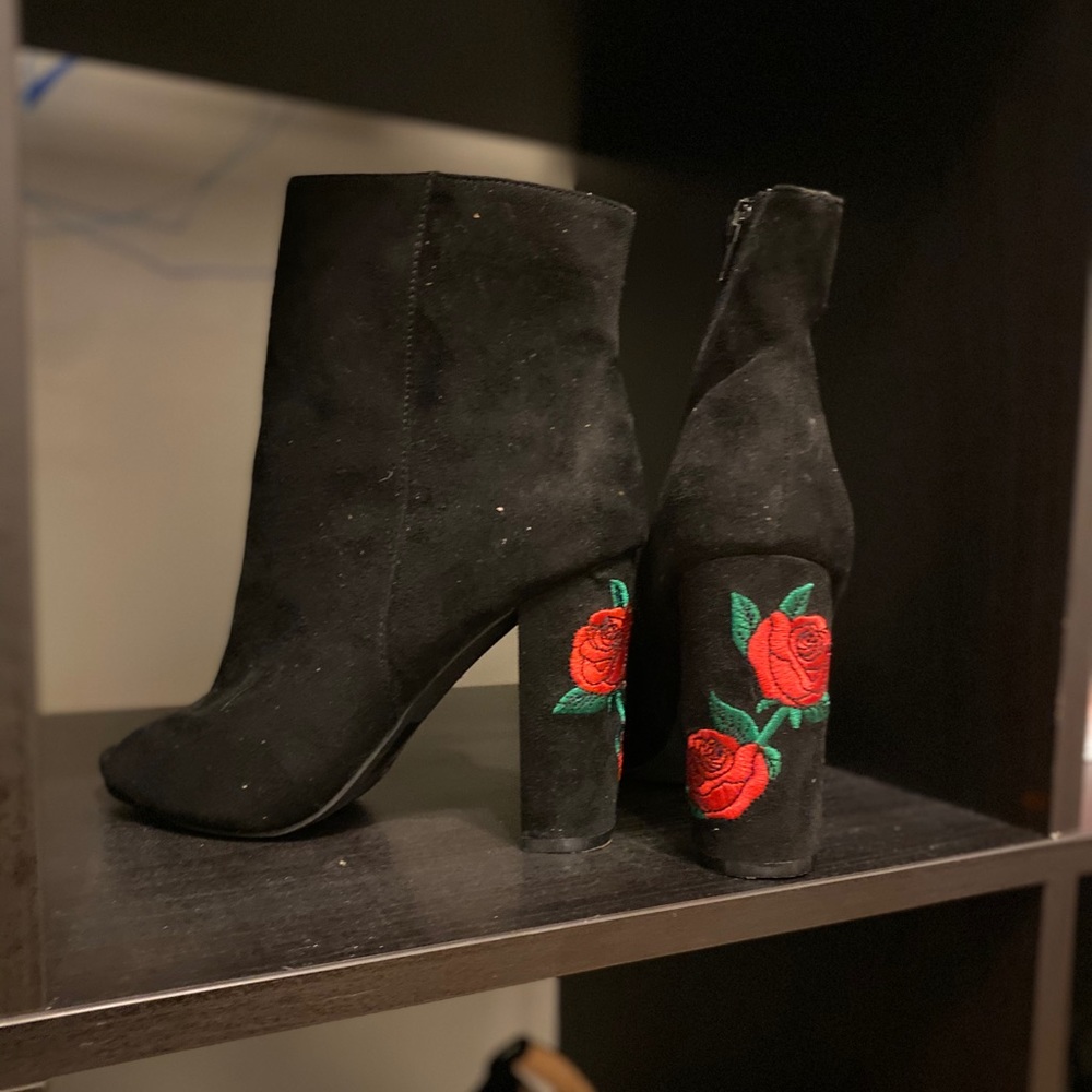open toe booties - Picture 2 of 2